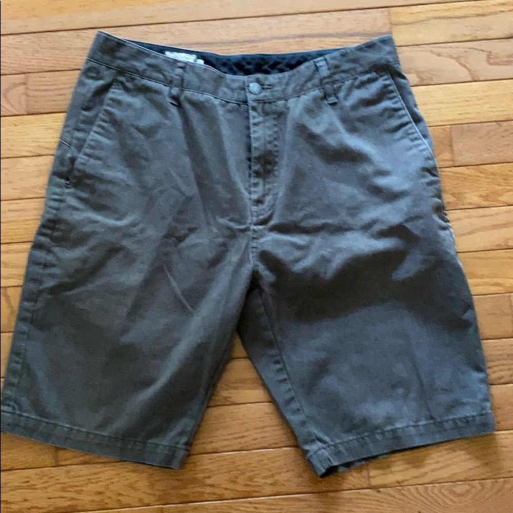 Volcom shorts